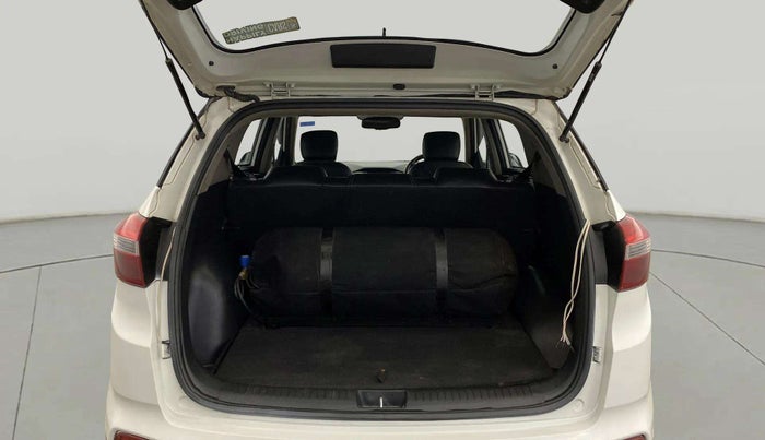 2016 Hyundai Creta E PLUS 1.6 PETROL, CNG, Manual, 39,068 km, Boot Open Zoomed View