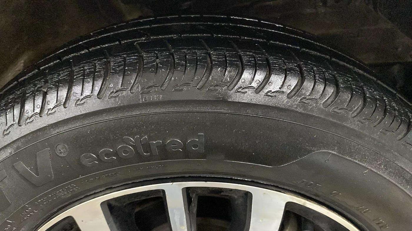 2020 Maruti S PRESSO VXI PLUS AMT, Petrol, Automatic, 29,692 km, Right Front Tyre Tread