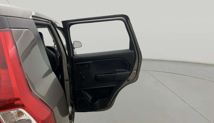2021 Maruti New Wagon-R LXI CNG (O) 1.0, CNG, Manual, 50,360 km, RHS Rear Door