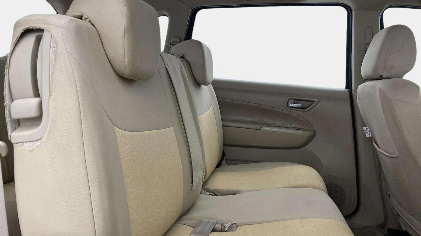 2013 Maruti Ertiga VXI CNG, CNG, Manual, 78,699 km, Right Side Rear Door Cabin