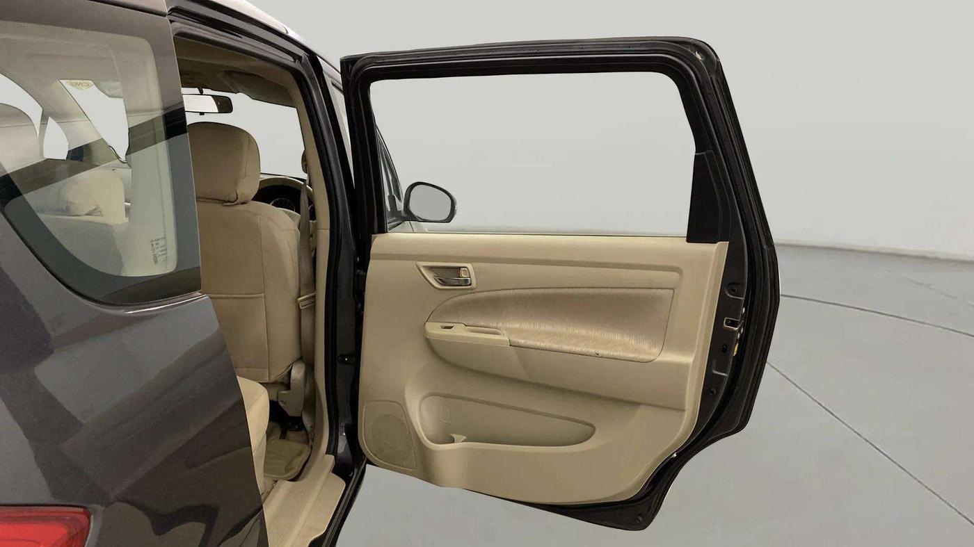 2013 Maruti Ertiga VXI CNG, CNG, Manual, 78,699 km, RHS Rear Door