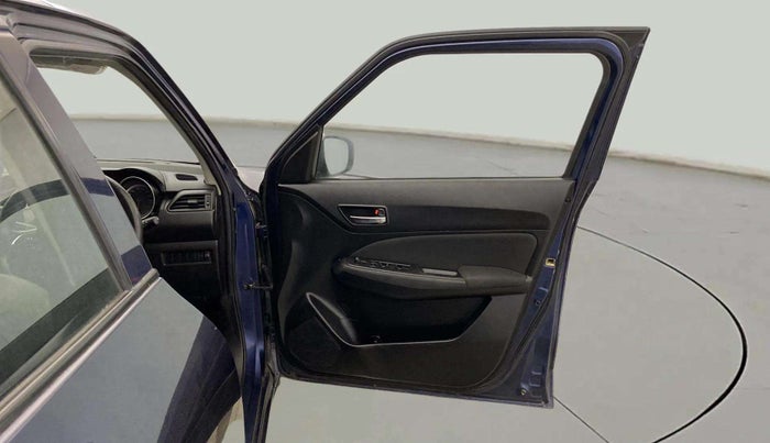 2018 Maruti Swift VXI, Petrol, Manual, 62,516 km, RHS Front Door
