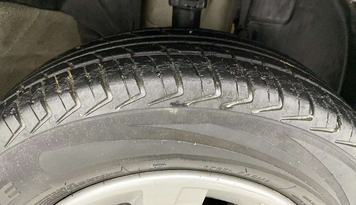 2018 Renault Kwid RXL, Petrol, Manual, 67,211 km, Right Front Tyre Tread