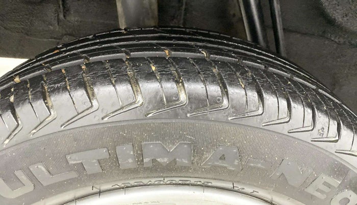 2018 Renault Kwid RXL, Petrol, Manual, 67,211 km, Right Rear Tyre Tread