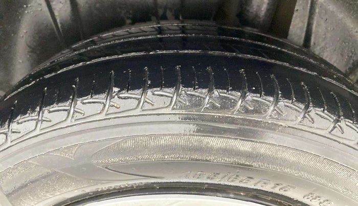 2022 Maruti Ertiga VXI SHVS, Petrol, Manual, 74,371 km, Left Rear Tyre Tread