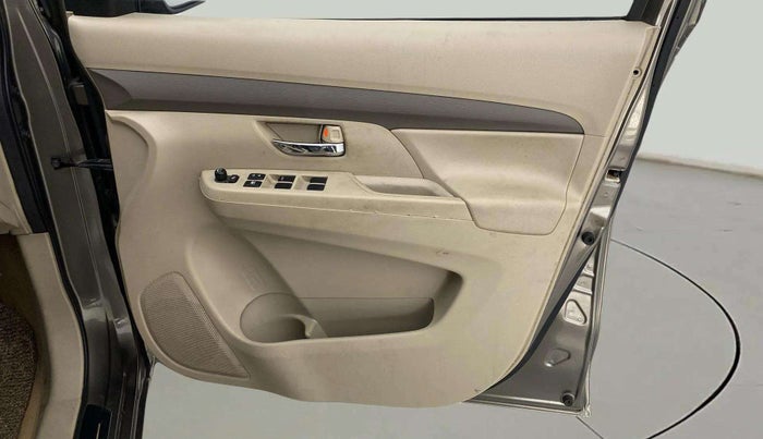 2022 Maruti Ertiga VXI SHVS, Petrol, Manual, 74,371 km, Driver Side Door Panels Control
