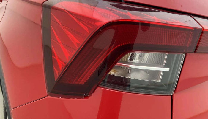 2021 Skoda KUSHAQ AMBITION 1.0L TSI AT, Petrol, Automatic, 40,632 km, Left tail light - Minor damage