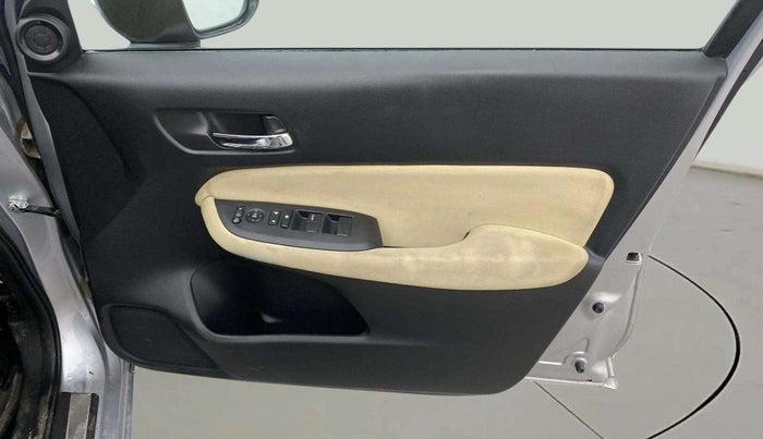 2022 Honda City 1.5L I-VTEC VX, Petrol, Manual, 39,548 km, Driver Side Door Panels Control