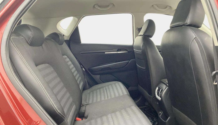2020 KIA SONET HTK PLUS 1.2, Petrol, Manual, 26,342 km, Right Side Rear Door Cabin