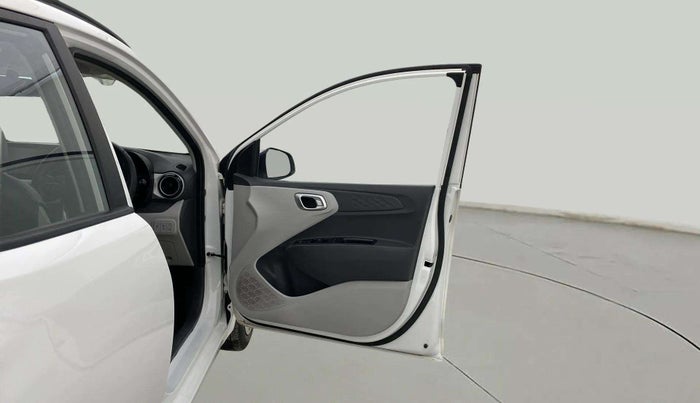 2023 Hyundai GRAND I10 NIOS SPORTZ 1.2 KAPPA VTVT CNG, CNG, Manual, 36,790 km, RHS Front Door