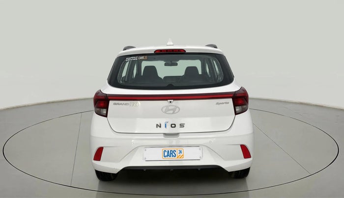 2023 Hyundai GRAND I10 NIOS SPORTZ 1.2 KAPPA VTVT CNG, CNG, Manual, 36,790 km, Back/Rear