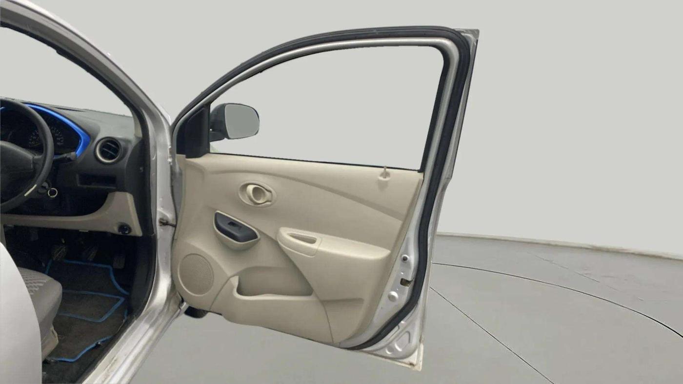 2017 Datsun Go Plus ANNIVERSARY EDITION, Petrol, Manual, 44,350 km, RHS Front Door