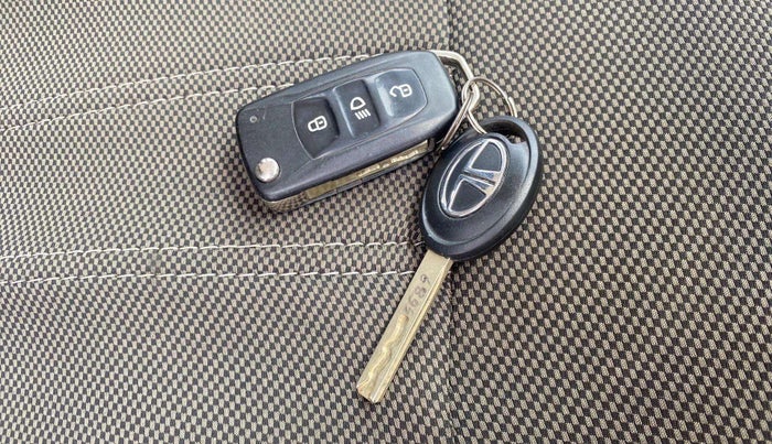 2021 Tata Tiago XZ PETROL, Petrol, Manual, 39,407 km, Key Close Up