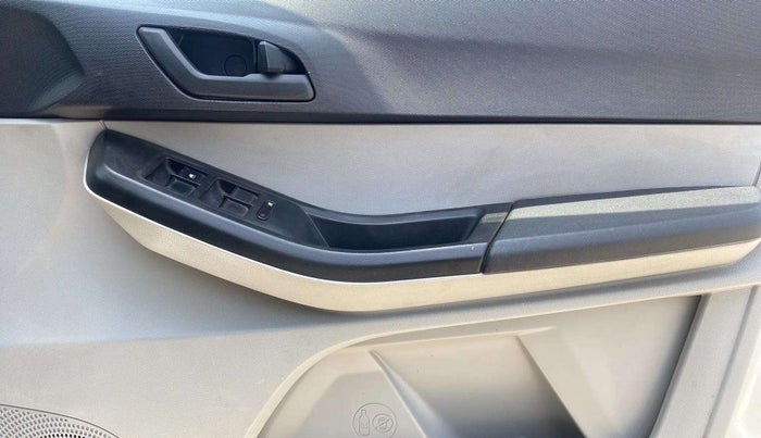 2021 Tata Tiago XZ PETROL, Petrol, Manual, 39,407 km, Driver Side Door Panels Control