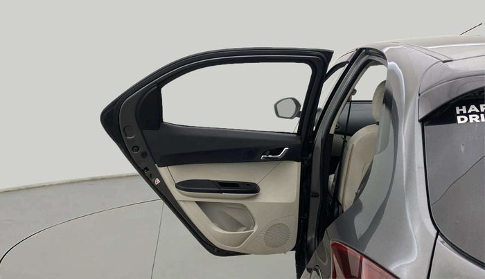 2023 Tata Tiago XZ PLUS CNG, CNG, Manual, 35,685 km, LHS Rear Door