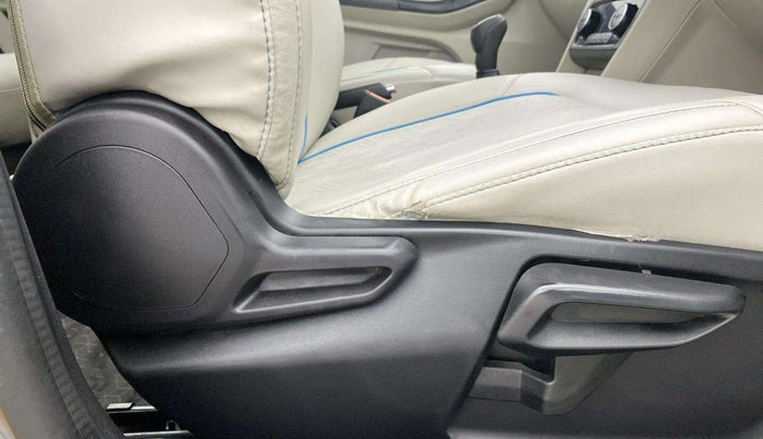 2023 Tata Tiago XZ PLUS CNG, CNG, Manual, 35,685 km, Driver Side Adjustment Panel