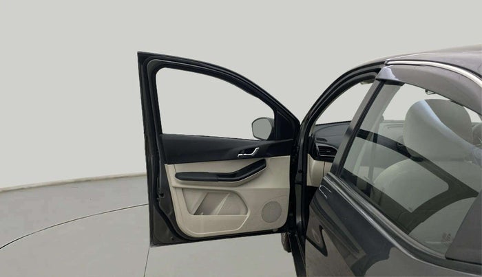 2023 Tata Tiago XZ PLUS CNG, CNG, Manual, 35,685 km, LHS Front Door