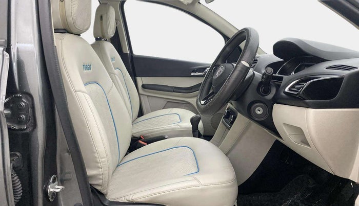 2023 Tata Tiago XZ PLUS CNG, CNG, Manual, 35,685 km, Right Side Front Door Cabin