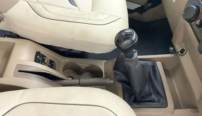2024 Mahindra Bolero B6 (O), Diesel, Manual, 19,385 km, Gear Lever