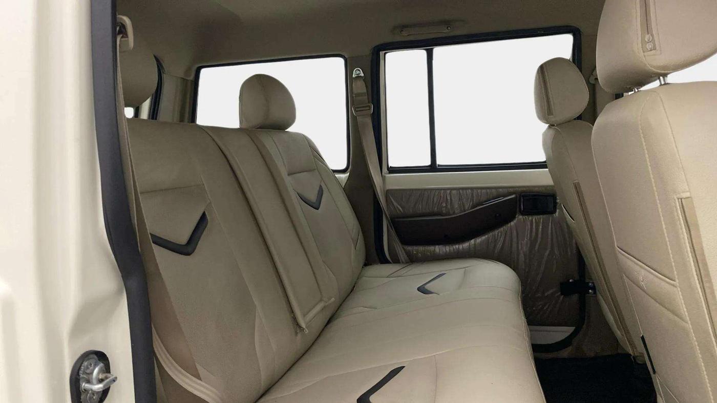 2024 Mahindra Bolero B6 (O), Diesel, Manual, 19,385 km, Right Side Rear Door Cabin