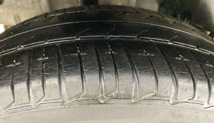 2017 Tata TIGOR XZ (O) PETROL, Petrol, Manual, 26,193 km, Right Rear Tyre Tread