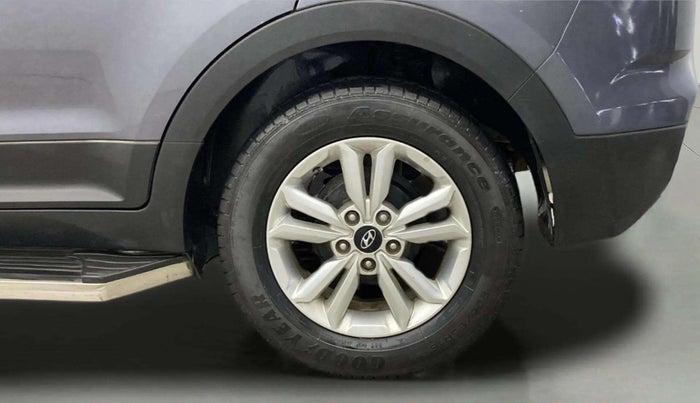 2016 Hyundai Creta SX PLUS 1.6 PETROL, Petrol, Manual, 41,636 km, Left Rear Wheel