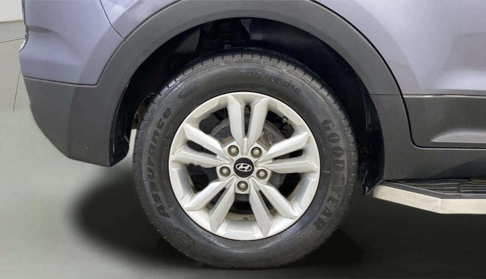 2016 Hyundai Creta SX PLUS 1.6 PETROL, Petrol, Manual, 41,636 km, Right Rear Wheel