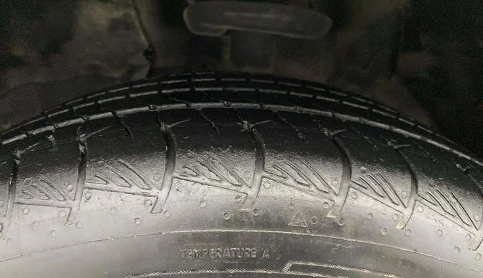 2021 MG HECTOR SHARP 1.5 DCT PETROL, Petrol, Automatic, 76,829 km, Left Front Tyre Tread
