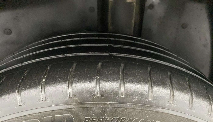 2021 MG HECTOR SHARP 1.5 DCT PETROL, Petrol, Automatic, 76,829 km, Left Rear Tyre Tread