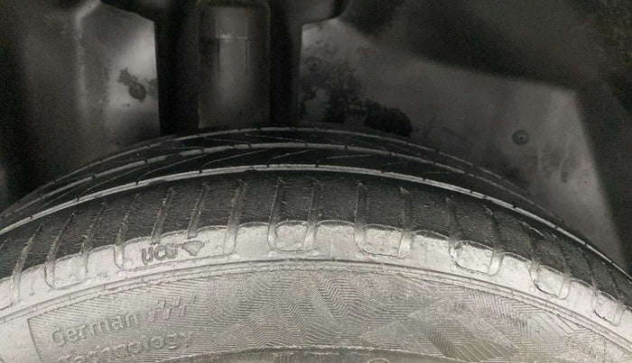 2021 MG HECTOR SHARP 1.5 DCT PETROL, Petrol, Automatic, 76,829 km, Right Rear Tyre Tread