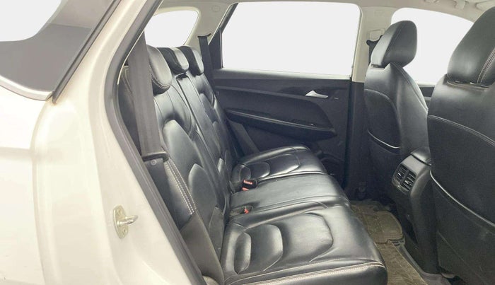 2021 MG HECTOR SHARP 1.5 DCT PETROL, Petrol, Automatic, 76,829 km, Right Side Rear Door Cabin