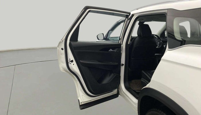 2021 MG HECTOR SHARP 1.5 DCT PETROL, Petrol, Automatic, 76,829 km, LHS Rear Door