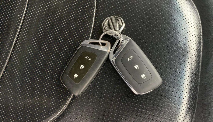 2021 MG HECTOR SHARP 1.5 DCT PETROL, Petrol, Automatic, 76,829 km, Key Close Up