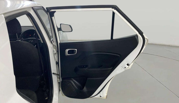 2020 Hyundai VENUE S 1.2, Petrol, Manual, 48,005 km, RHS Rear Door