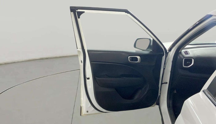 2020 Hyundai VENUE S 1.2, Petrol, Manual, 48,005 km, LHS Front Door
