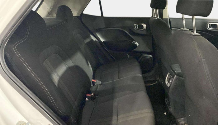 2020 Hyundai VENUE S 1.2, Petrol, Manual, 48,005 km, Right Side Rear Door Cabin