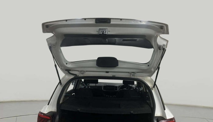 2020 Hyundai VENUE S 1.2, Petrol, Manual, 48,005 km, Boot Door Open