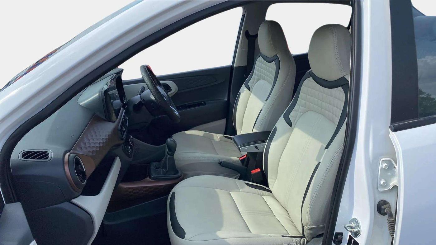 2023 Hyundai AURA S 1.2, Petrol, Manual, 9,412 km, Right Side Front Door Cabin