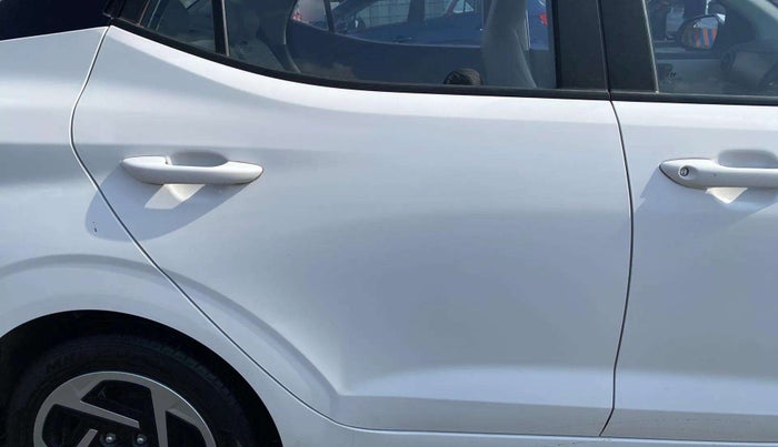 2023 Hyundai AURA S 1.2, Petrol, Manual, 9,412 km, Right rear door - Minor scratches