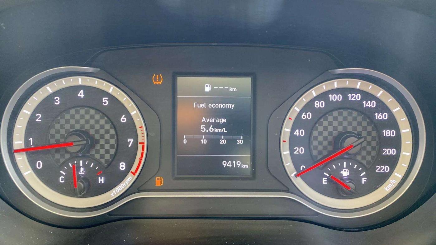 2023 Hyundai AURA S 1.2, Petrol, Manual, 9,412 km, Odometer Image