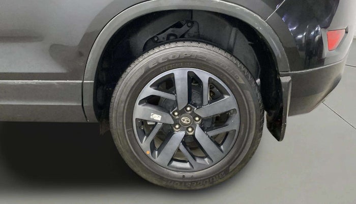 2021 Tata Harrier XZ PLUS 2.0L DARK EDITION, Diesel, Manual, 49,008 km, Left Rear Wheel