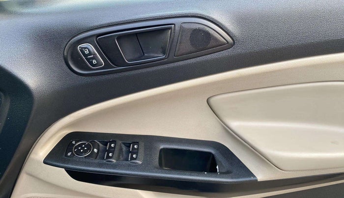 2020 Ford Ecosport TREND 1.5L DIESEL, Diesel, Manual, 56,913 km, Driver Side Door Panels Control