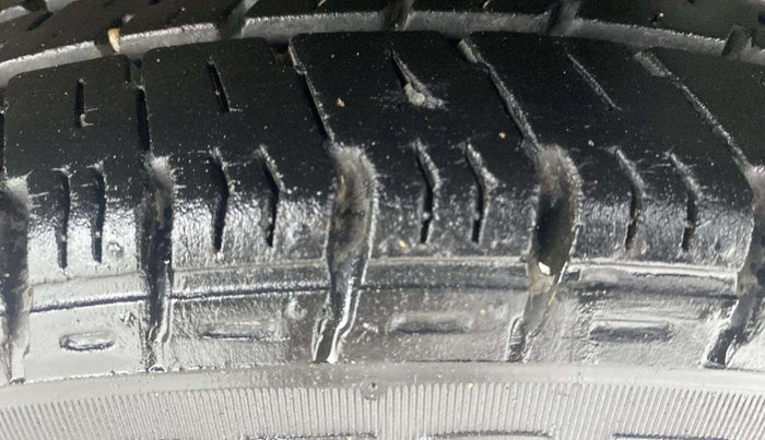 2013 Hyundai Grand i10 ASTA AT 1.2 KAPPA VTVT, Petrol, Automatic, 94,859 km, Left Rear Tyre Tread