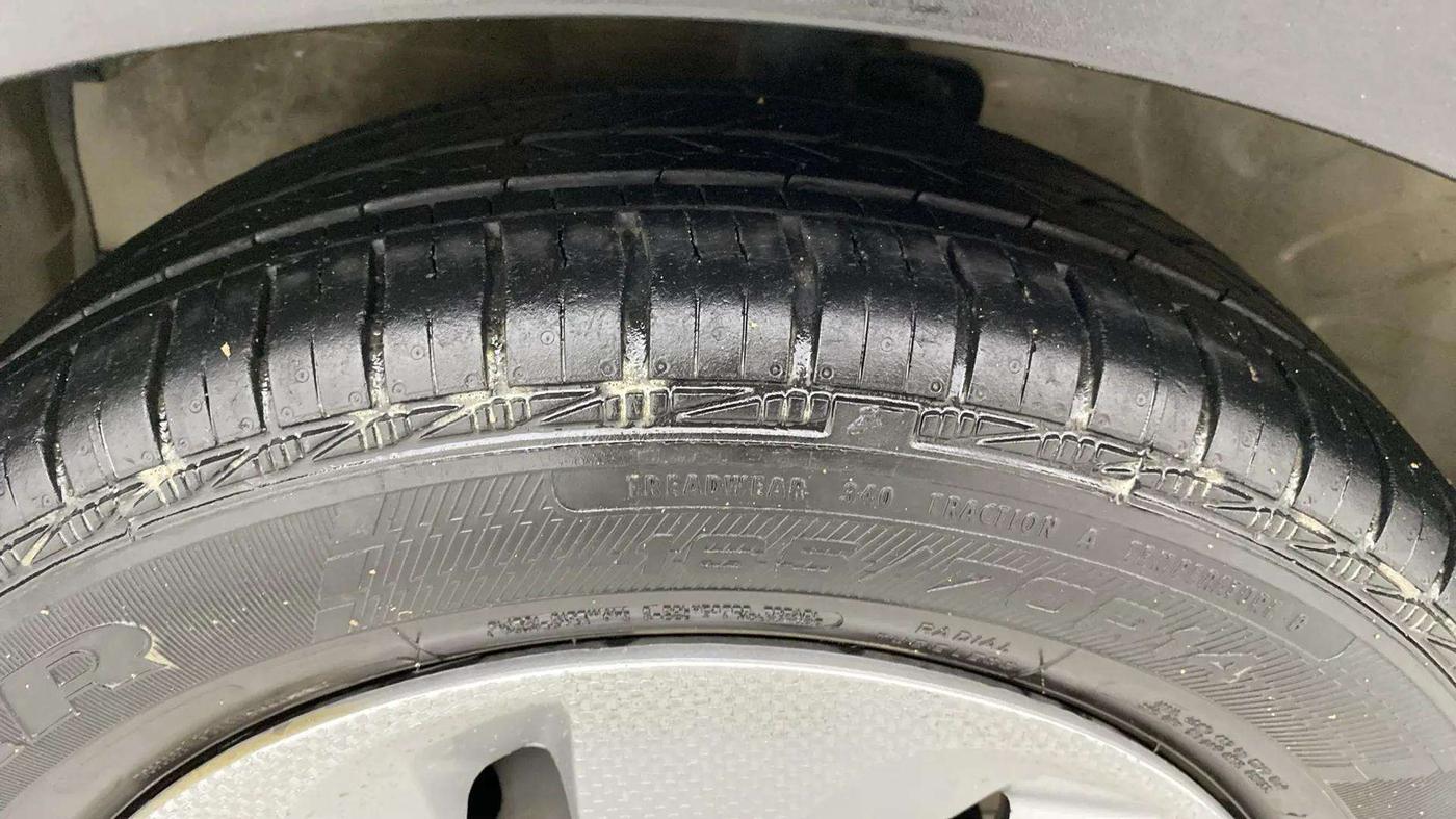2018 Maruti Celerio X ZXI (O) AMT, CNG, Automatic, 96,957 km, Left Front Tyre Tread