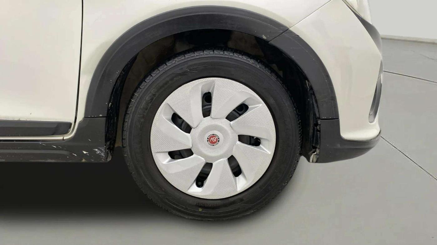 2018 Maruti Celerio X ZXI (O) AMT, CNG, Automatic, 96,957 km, Right Front Wheel
