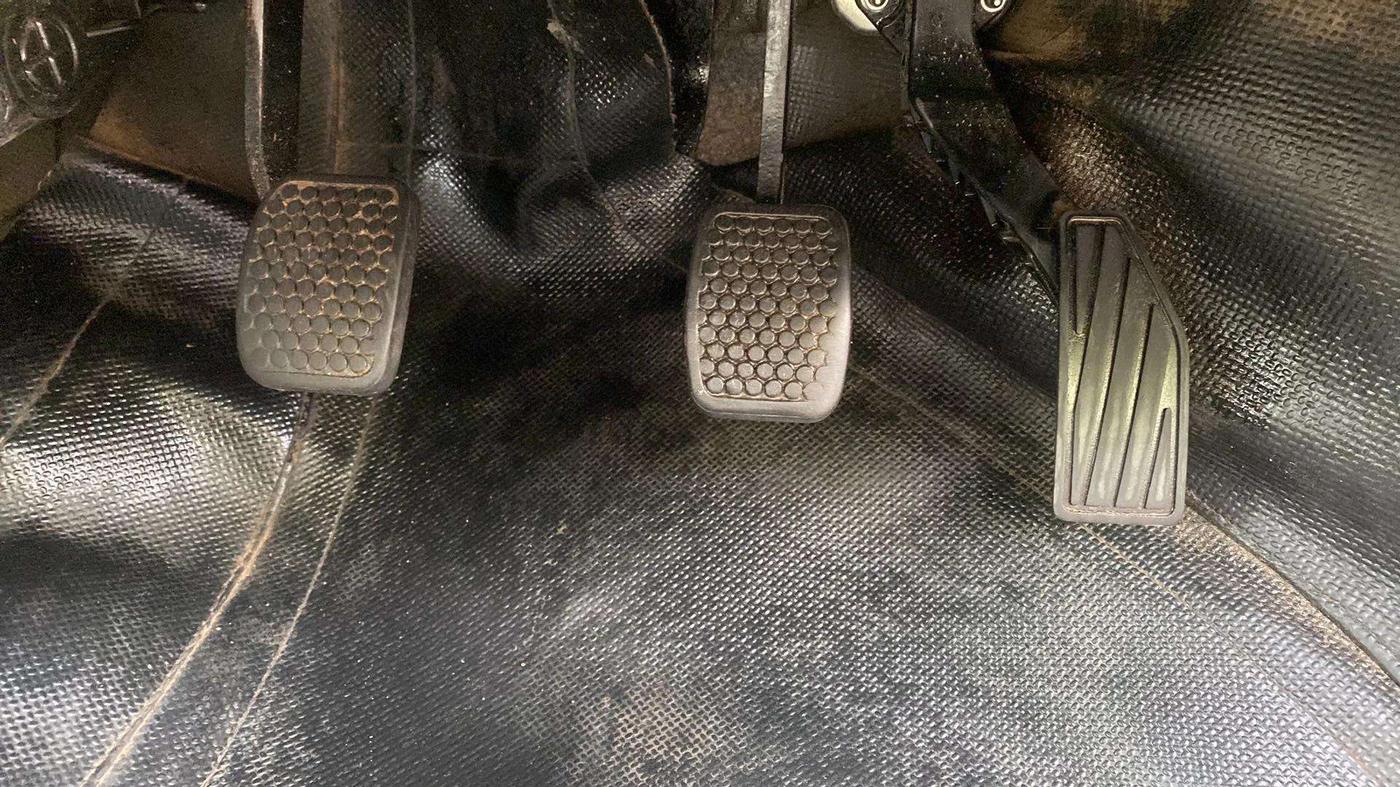 2015 Maruti Alto K10 VXI, CNG, Manual, 87,895 km, Pedals