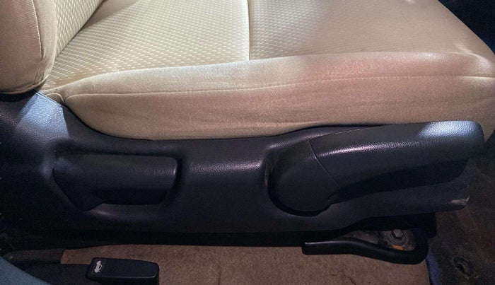 2019 Honda City 1.5L I-VTEC SV, Petrol, Manual, 79,597 km, Driver Side Adjustment Panel