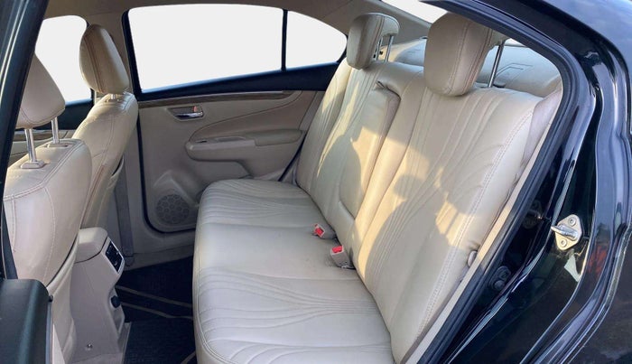 2022 Maruti Ciaz ZETA 1.5 SHVS MT PETROL, Petrol, Manual, 47,841 km, Right Side Rear Door Cabin