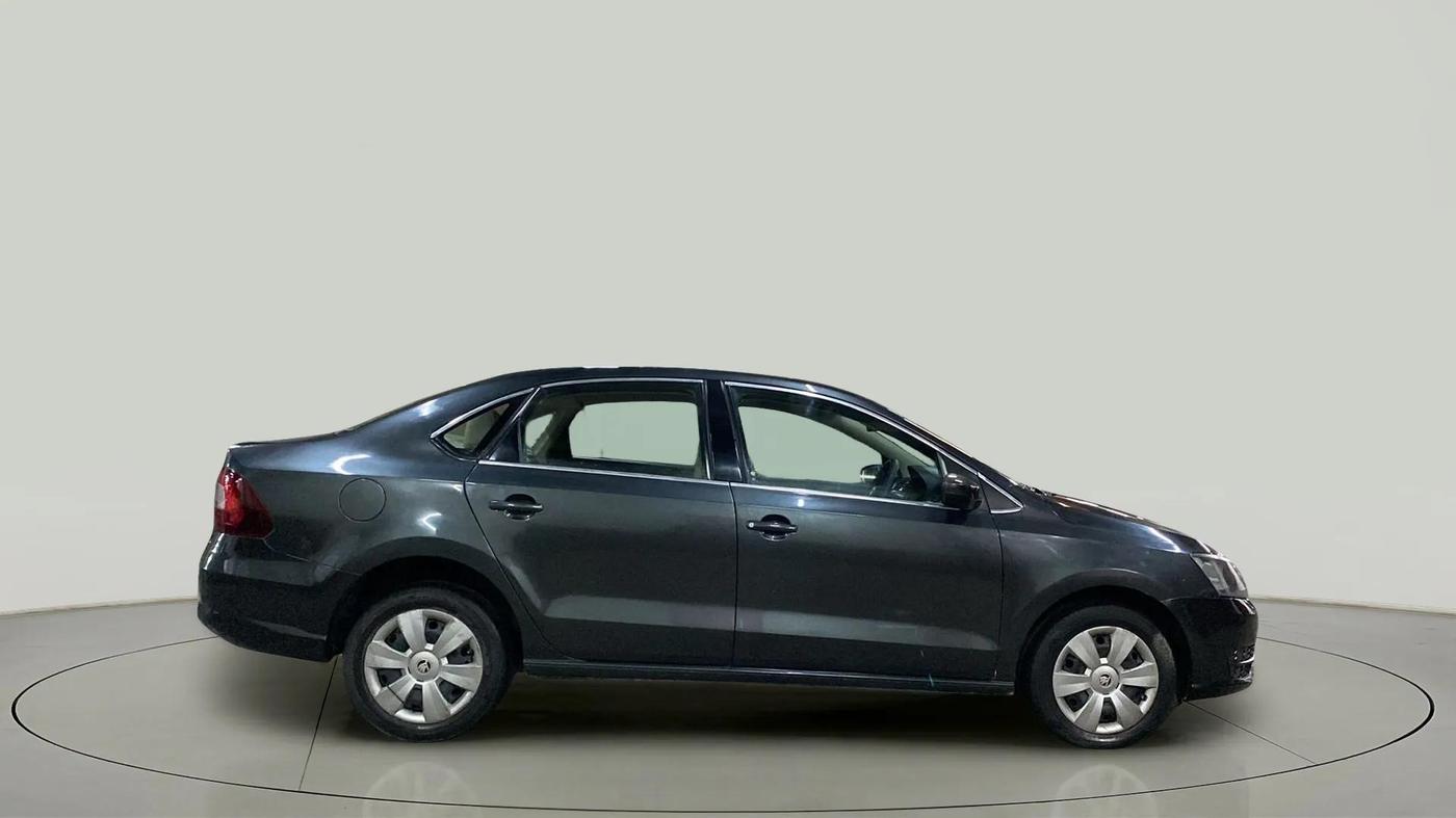 2017 Skoda Rapid AMBITION 1.5 TDI, Diesel, Manual, 71,561 km, Right Side View