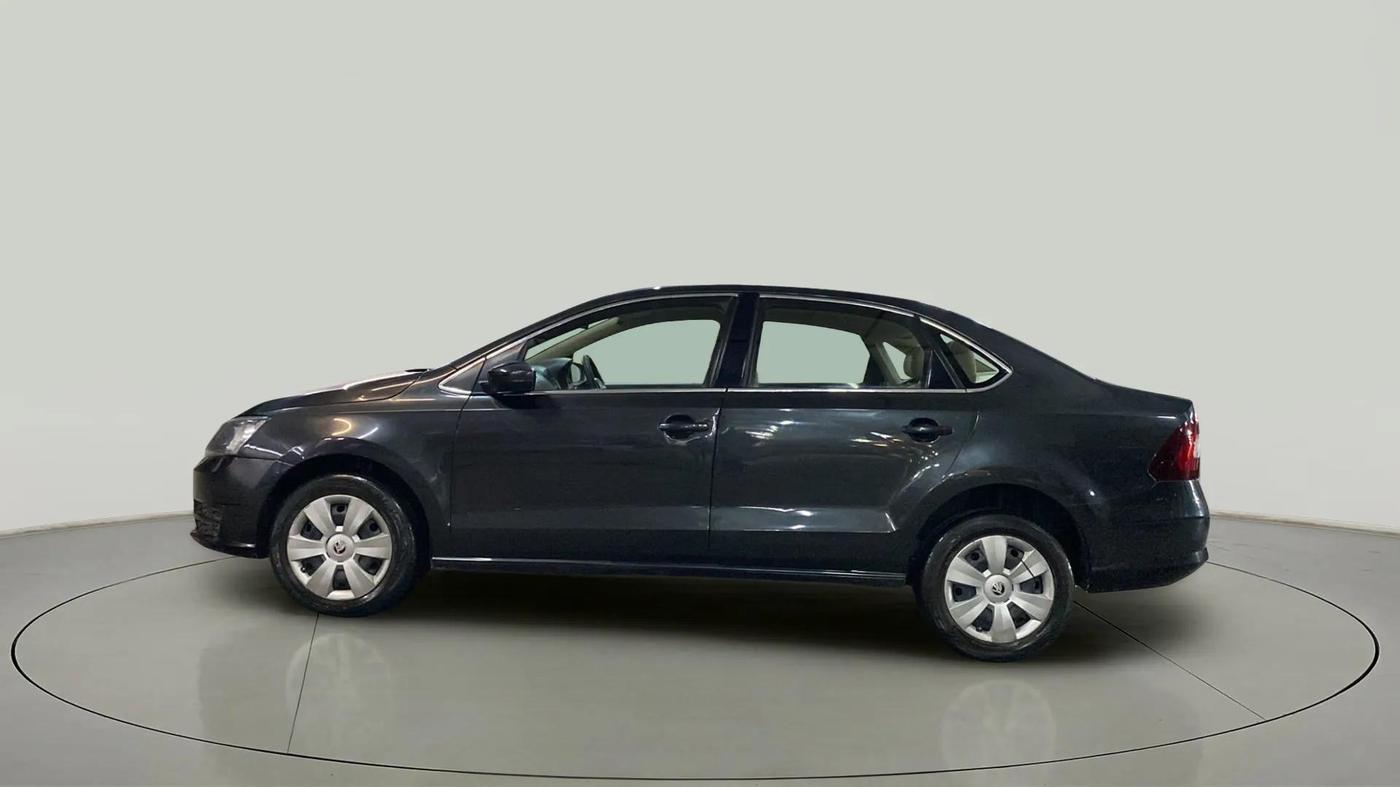 2017 Skoda Rapid AMBITION 1.5 TDI, Diesel, Manual, 71,561 km, Left Side